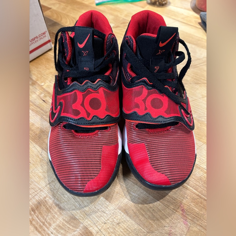 Nike Kids Red and Black Sneakers